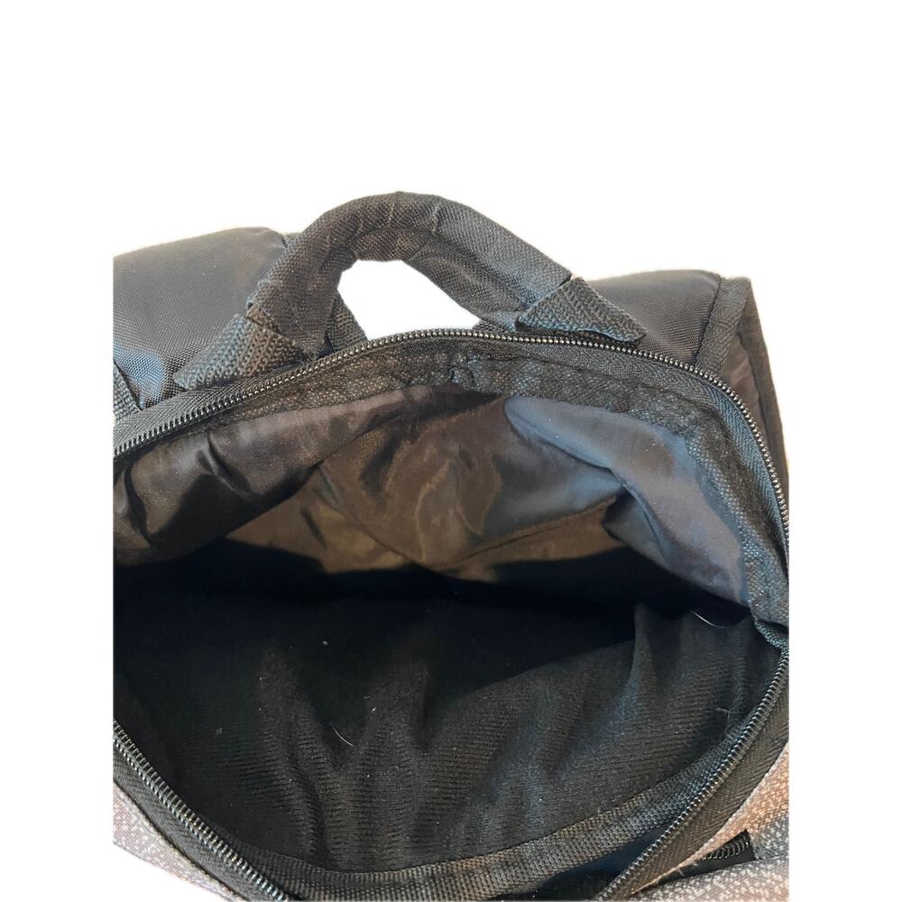 Eastsport Grey Pattern Backpack - Picture 5 of 5